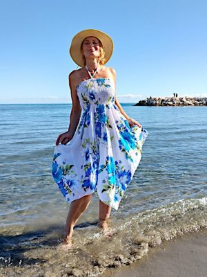 Olkaimeton kesämekko | Strand klänning