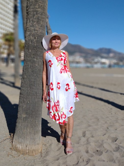 kukkamekko viskoosi A-linjainen kukkamekko | A-linje blommig klänning