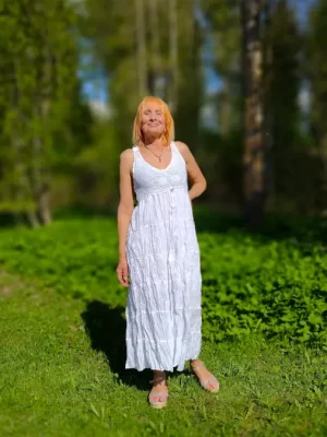 pitsimekko valkoinen puuvillaa Pitkä pitsimekko