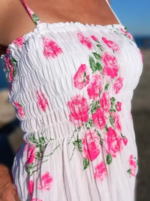 hihaton puuvillamekko | Ärmlös bomullsklänning ruusukuvio