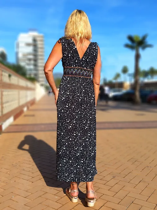 mekot netistä Pitkä kesämekko | Lång sommarklänning