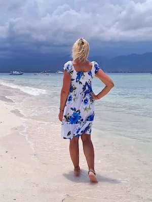 kesämekko sininen Lyhyt kukkamekko - Blommig klänning kort